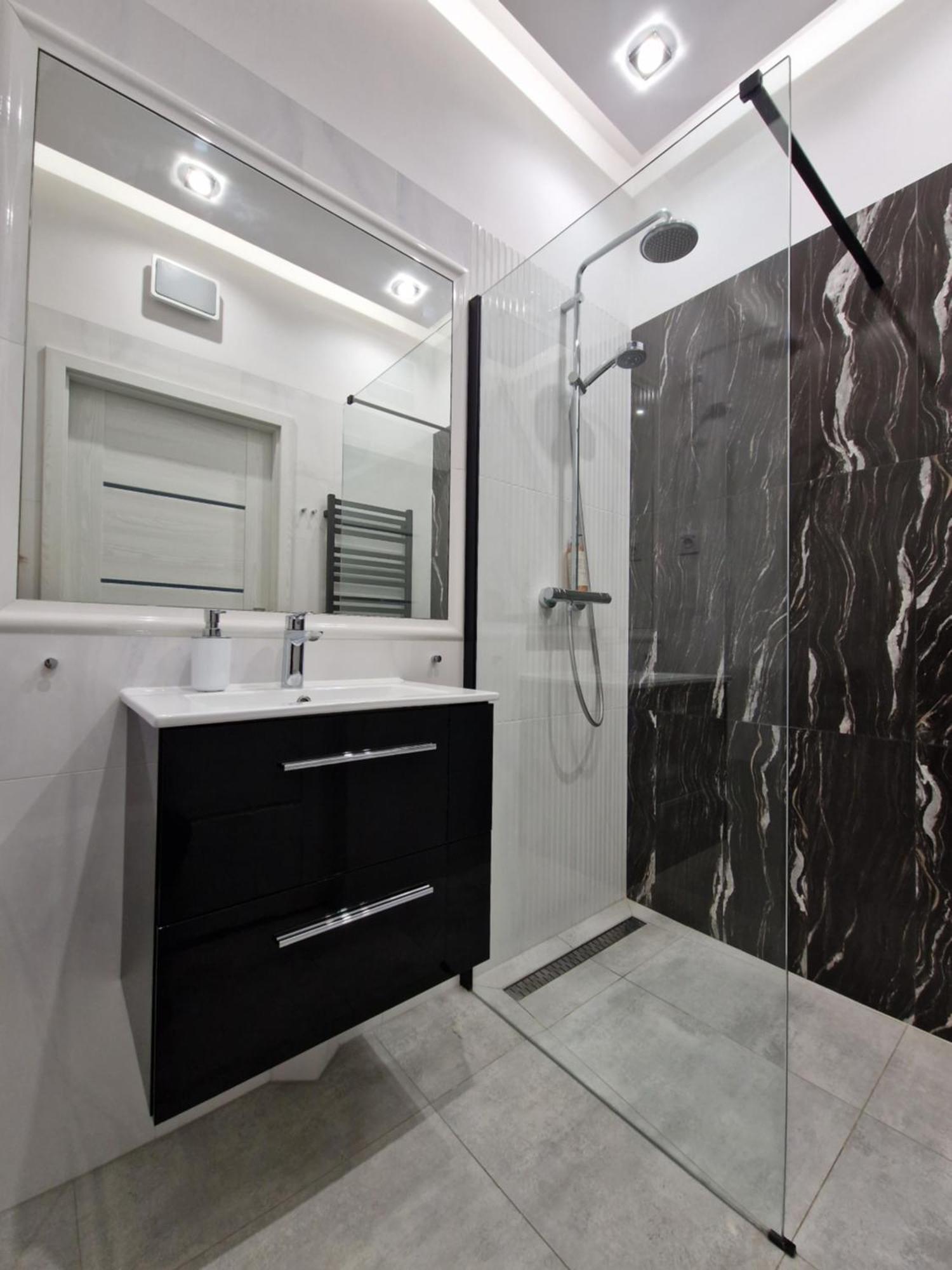 ורשה Apartamenty Wola Tower Na Prymasa - Z Widokiem Na City מראה חיצוני תמונה